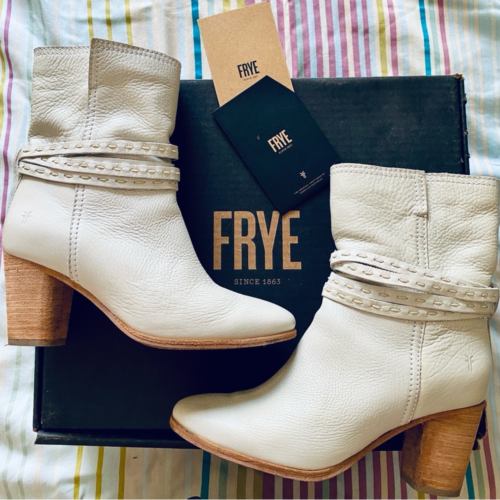 Frye Women's White Leather Mid-Calf Boots Size 5.5